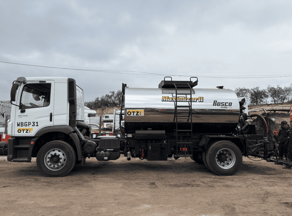 Camion Imprimador Volkswagen Constellation 2026 con equipo maximizer II